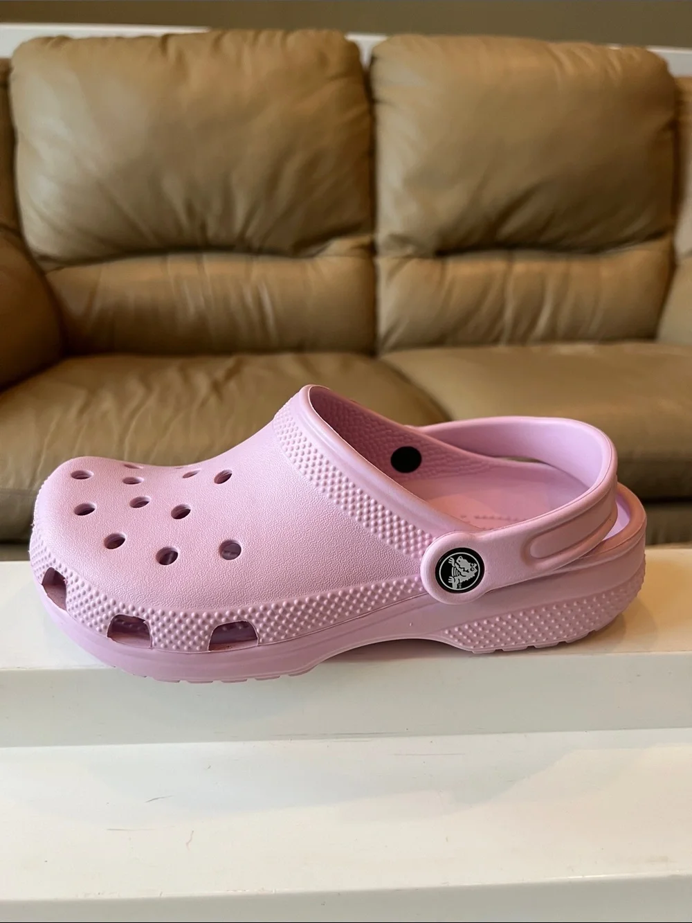 Crocs Classic Clogs Juniors (8+) Slip-On Clog Sandals Size J 3